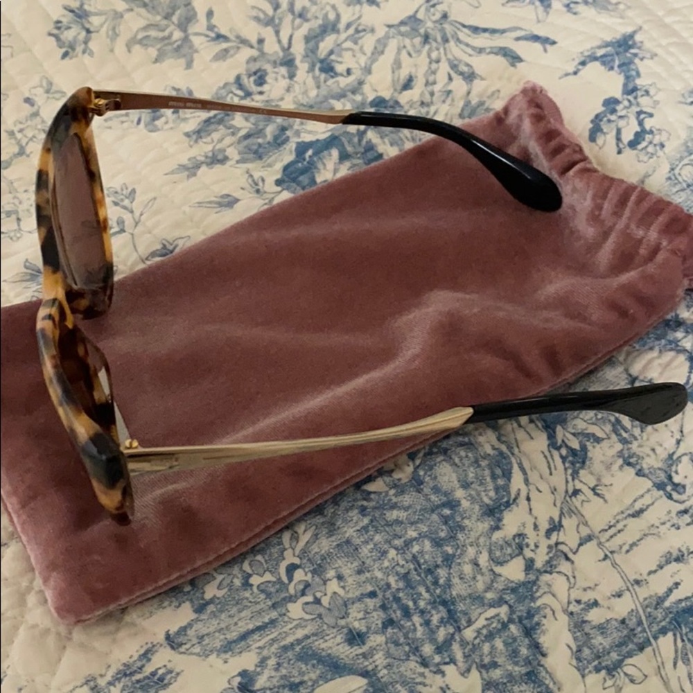 Miu Miu Tortoise Shell Authentic Sunglasses - Picture 10 of 14